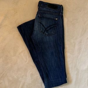William Rast Bootcut Jeans // Size 25 // medium wash